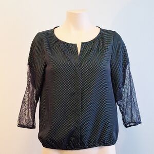 4️⃣$2️⃣9️⃣ Chic Navy Lace Sleeve Women's Blouse